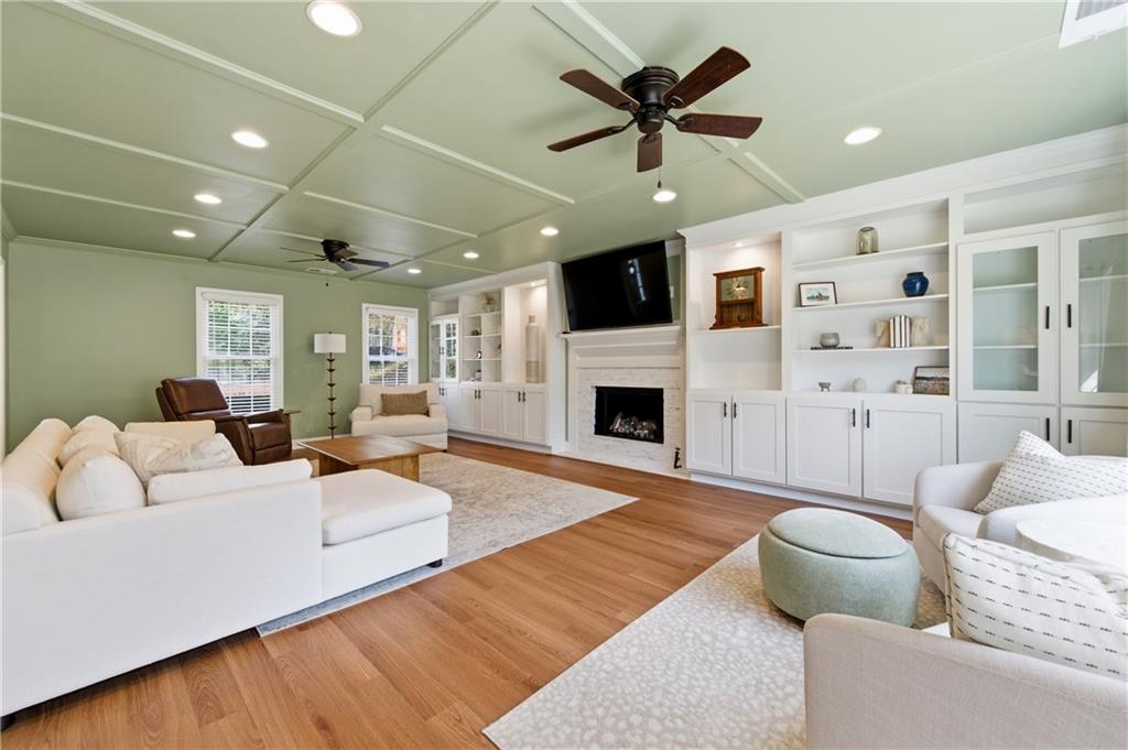 1474 Wood Thrush Way