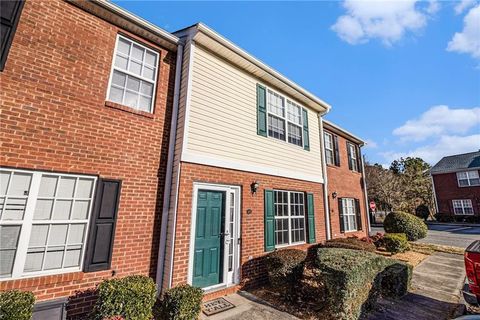 Townhouse For Sale - 69 Princeton Glen Court<br/> Adairsville, GA 30103