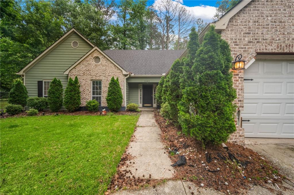 AShley Trace - Residential