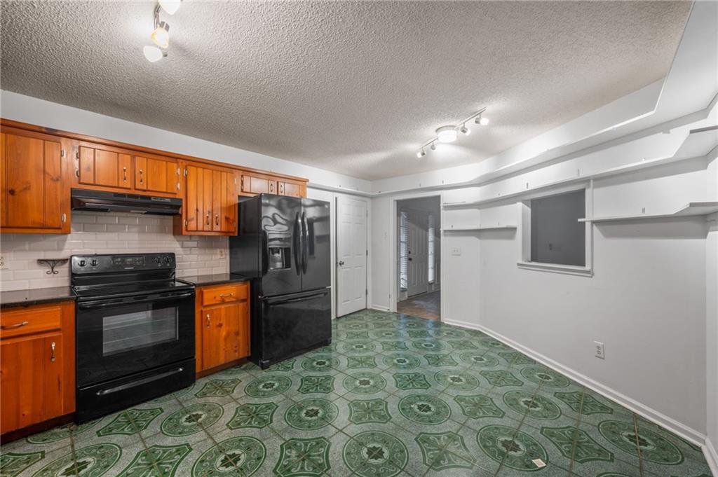 AShley Trace - Residential