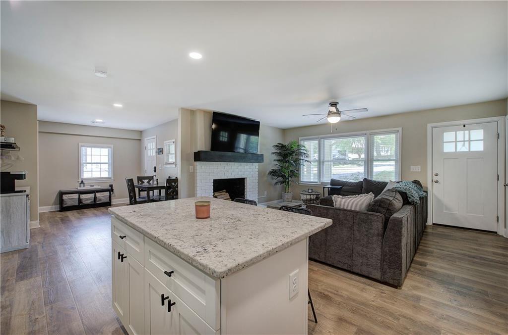 3710 Lavilla Drive, Powder Springs, Georgia image 18