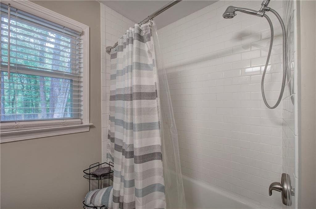 3710 Lavilla Drive, Powder Springs, Georgia image 30