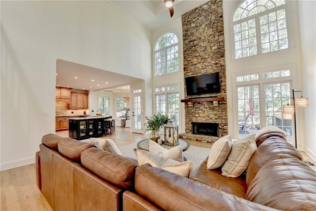 455 Oak Laurel Court