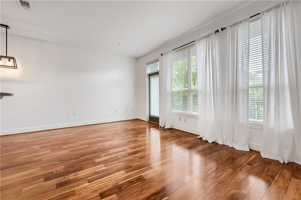 747 Ralph Mcgill Boulevard NE 323