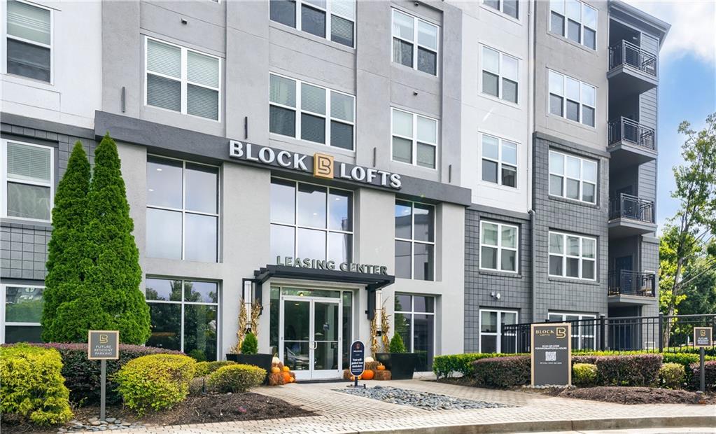 747 Ralph Mcgill Boulevard NE 323