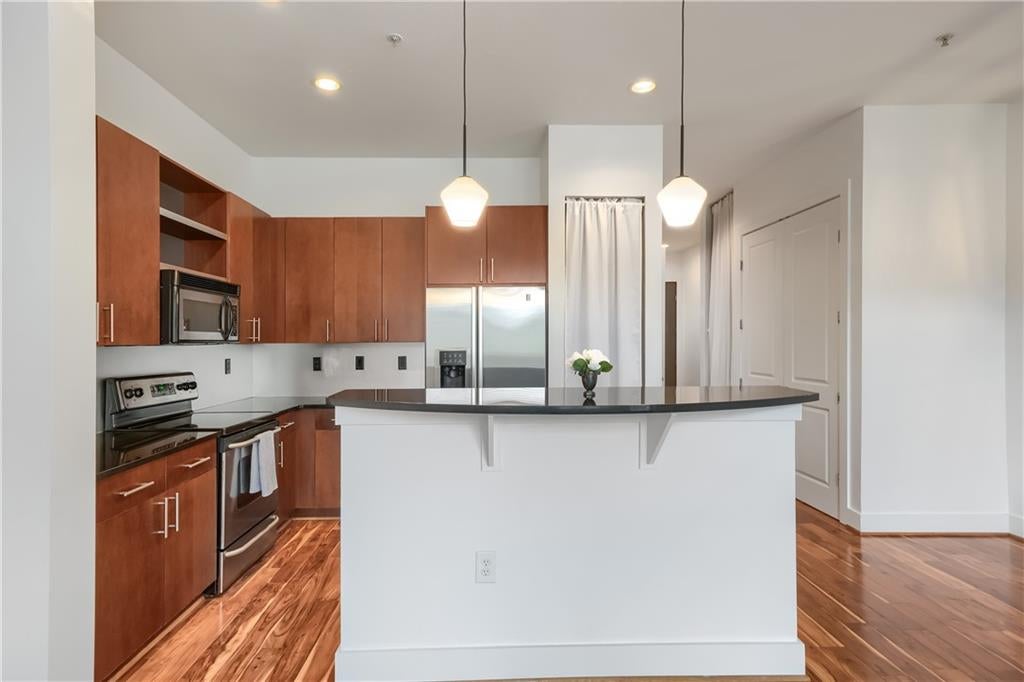 747 Ralph Mcgill Boulevard NE 323