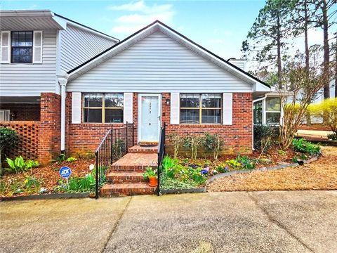 Condo For Sale - 5972 Wintergreen Road<br/> Norcross, GA 30093