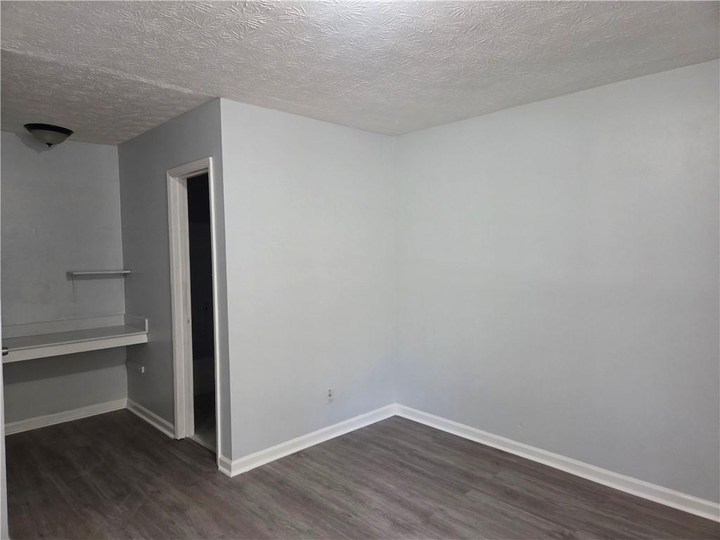 5208 Mccarter Station