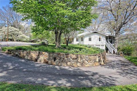 A home in Dillard