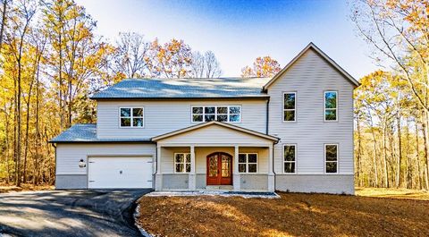 A home in Dahlonega