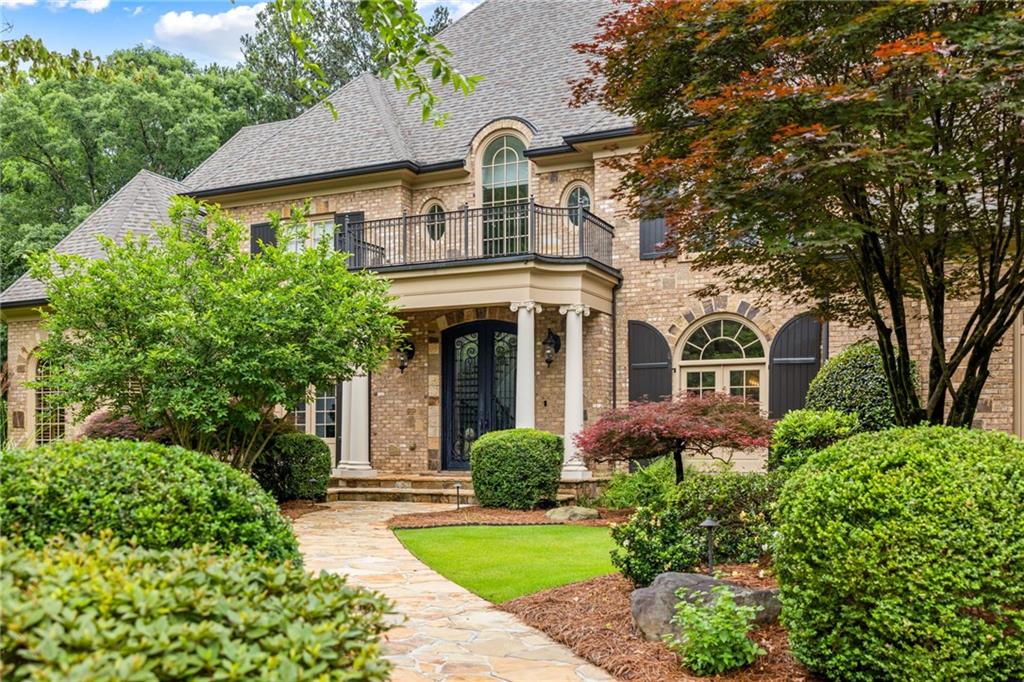 816 Blackfoot Trail