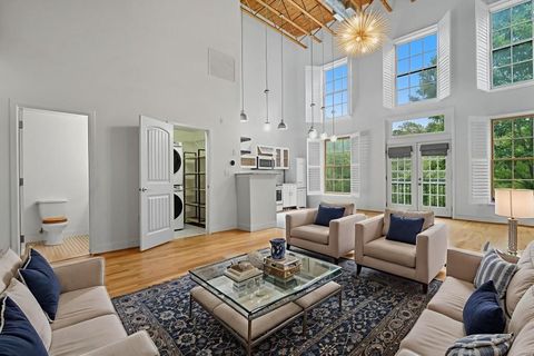 1727 Liberty Lane Roswell GA 30075