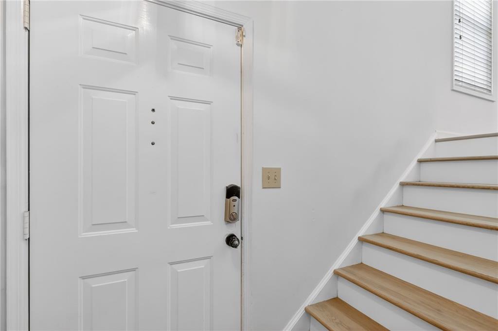 1106 Glenleaf Drive