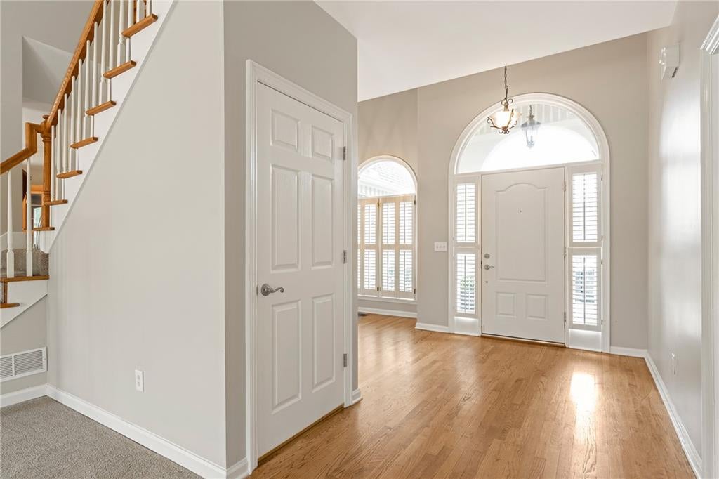 5015 Hyde Way