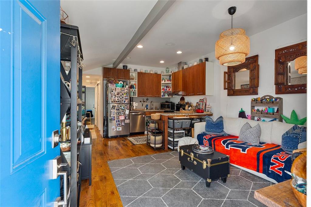 109 CHESTER Avenue SE