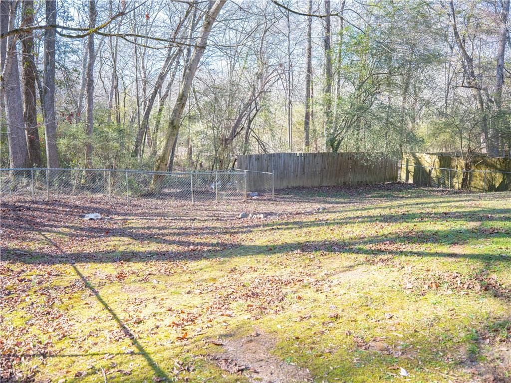608 Woodknoll Court, Jonesboro, Georgia image 17