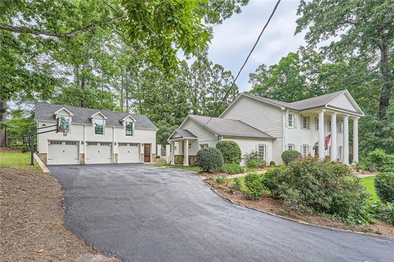 Atlanta Country Club - Residential