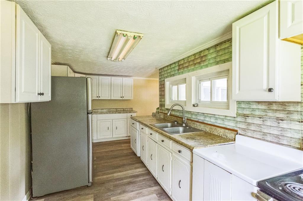 2523 Highway 411 NE