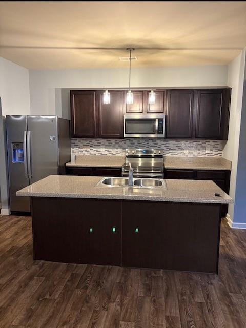 7101 Creeksong Drive