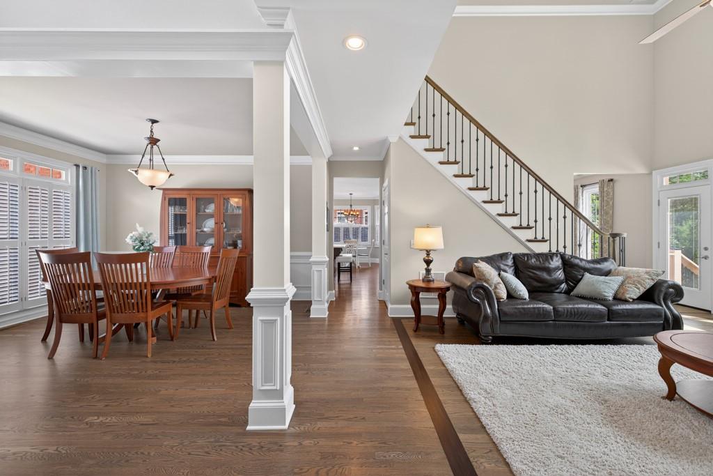 1232 Everton Place