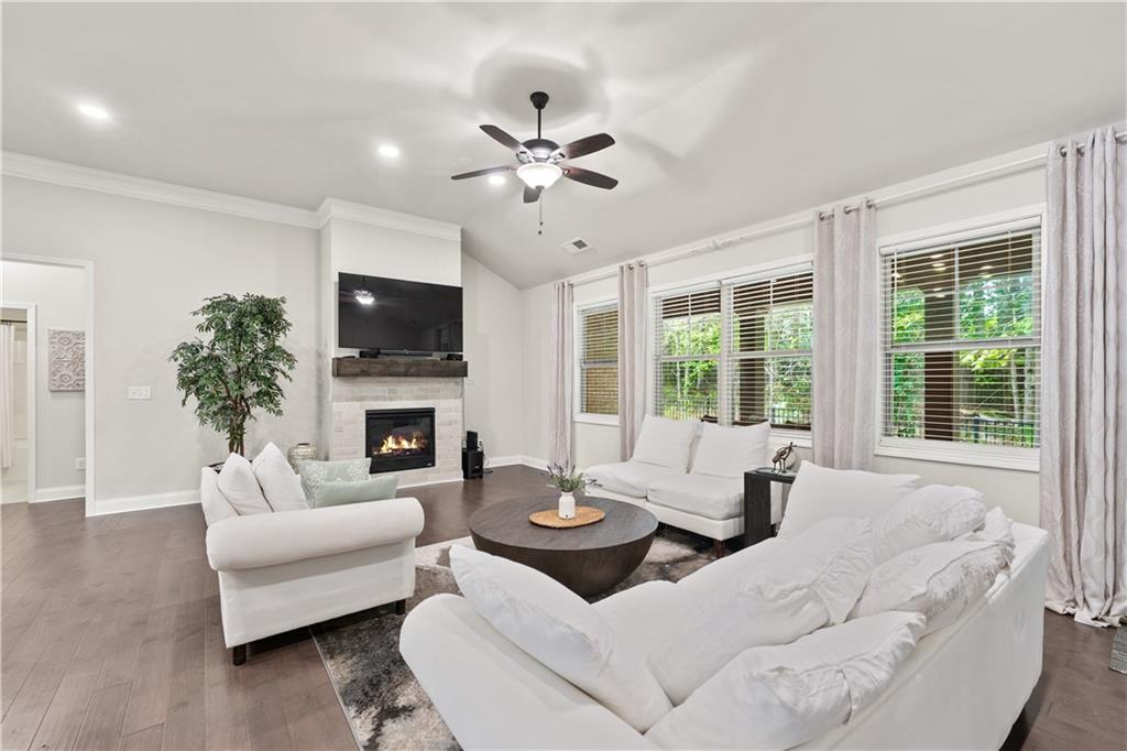 THE PRESERVE AT HAMILTON MILL - Residential
