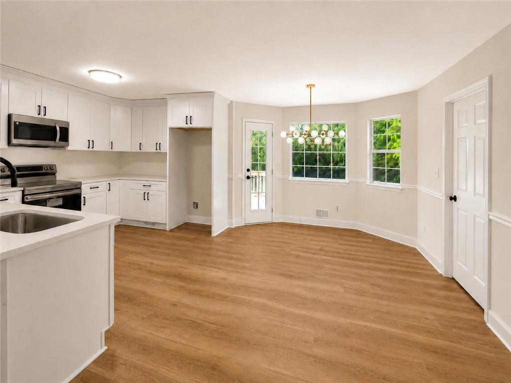 30 Oaklake Drive