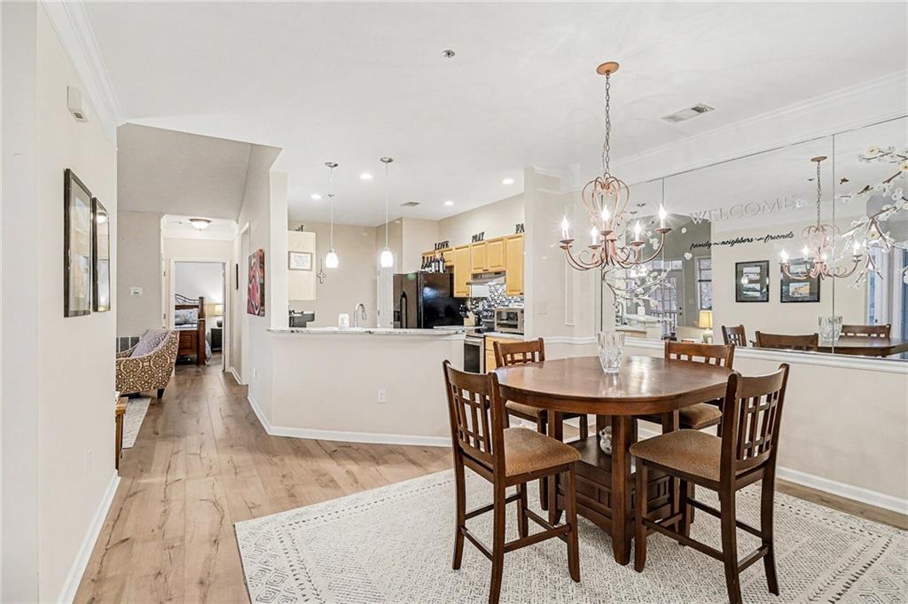 933 Sandringham Drive 933
