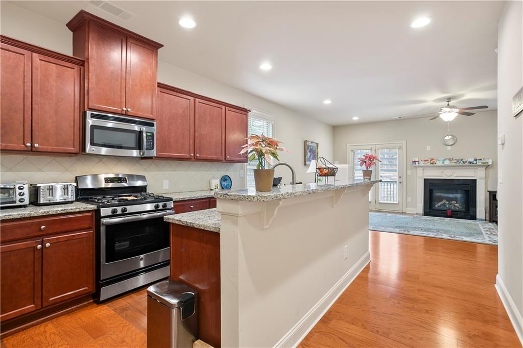 3229 Hallmark Lane, Buford, Georgia image 10