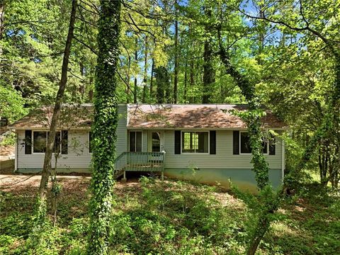Photo of 597 Dover Street, Marietta, GA 30066 (MLS # 7754479)