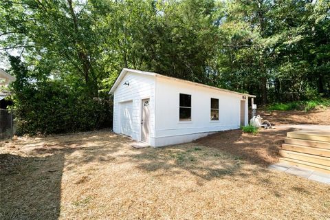 A home in Powder Springs