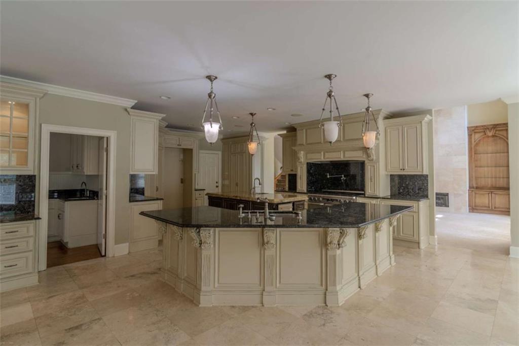 818 Natchez Valley Trace