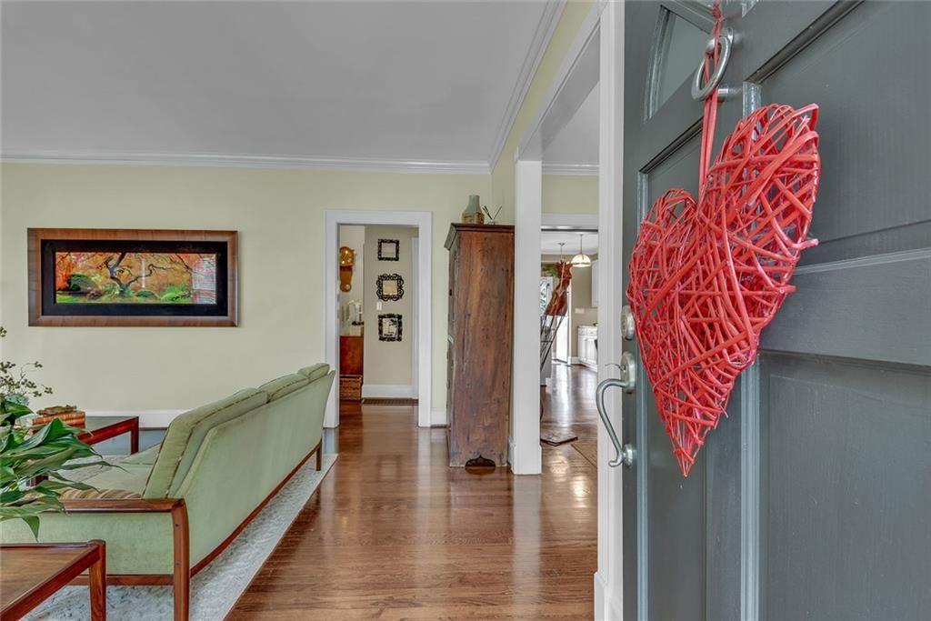 1439 N Highland Avenue NE