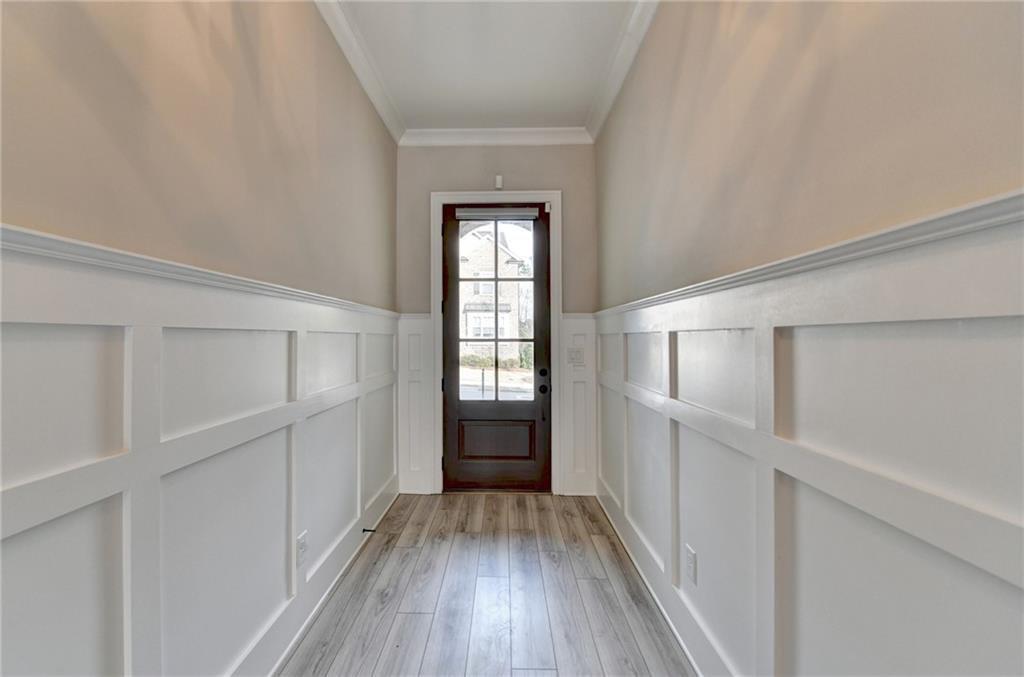 6585 Creekview Circle, Duluth, Georgia image 4