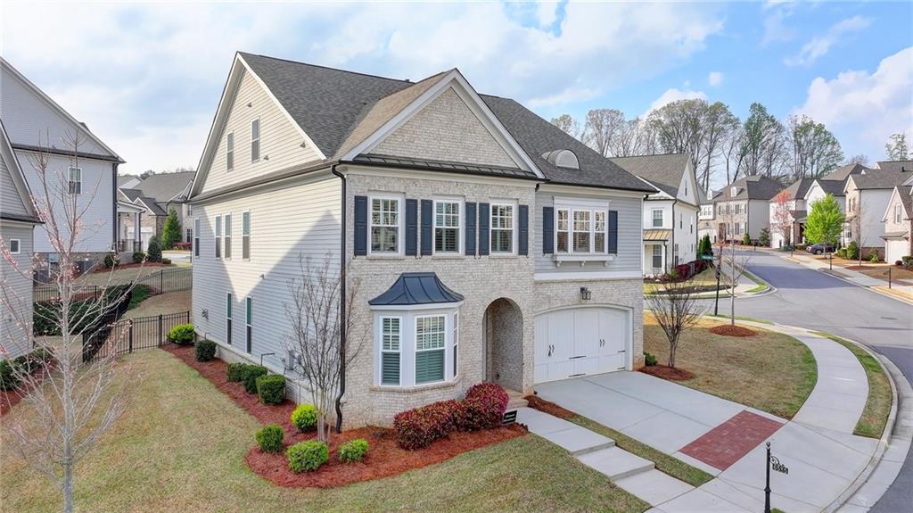6585 Creekview Circle, Duluth, Georgia image 2