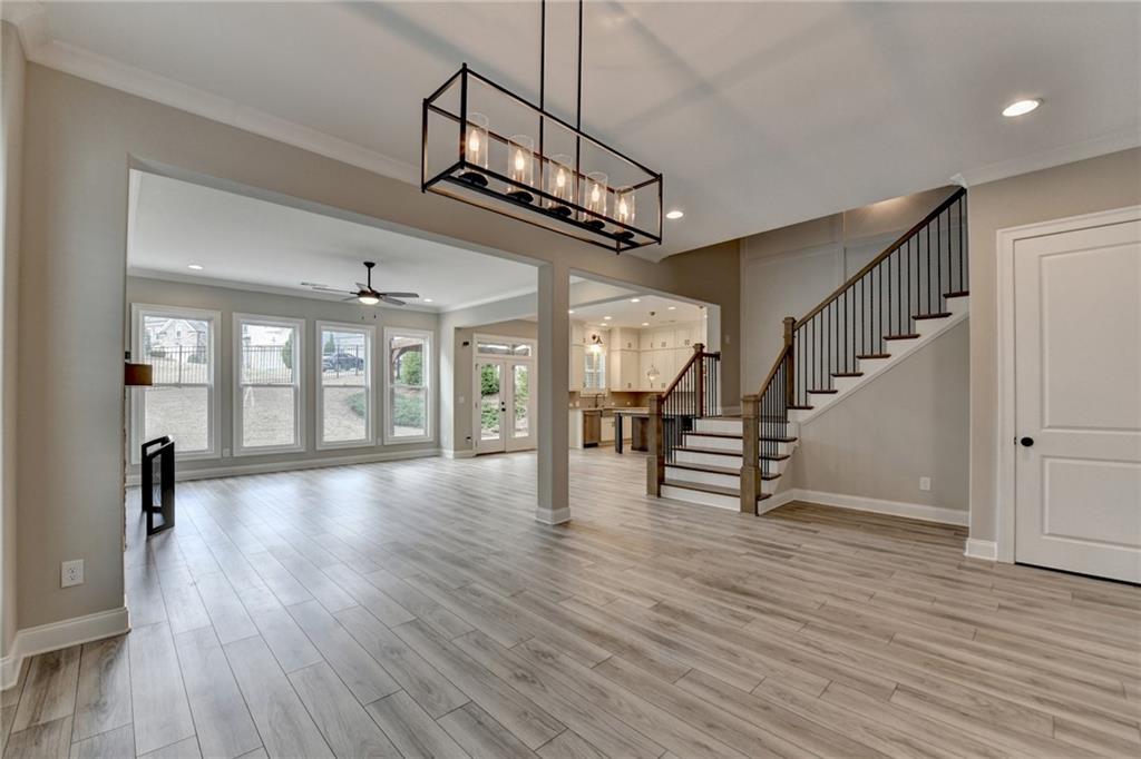 6585 Creekview Circle, Duluth, Georgia image 11