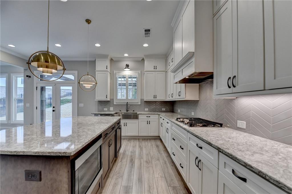 6585 Creekview Circle, Duluth, Georgia image 34