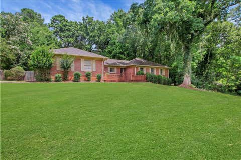 Homes For Sale - 2020 Heatherdale Lane<br/> Marietta, GA 30064