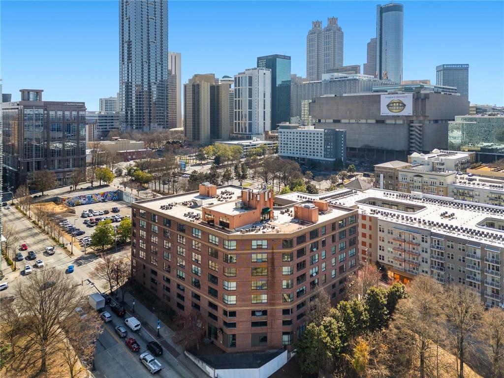 115 W Peachtree Place NW 602
