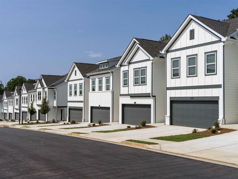 Townhouse For Rent - 133 Pyramid Lane #TH-C1<br/> Hoschton, GA 30548