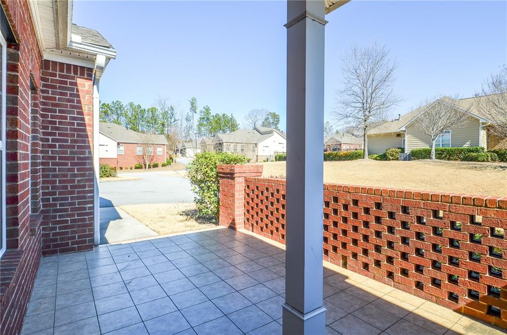 223 Villa Park Circle, Stone Mountain, Georgia image 9