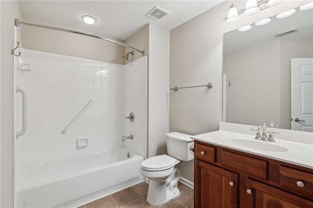 6107 Malloway Court #B-6107, Cumming, Georgia image 27