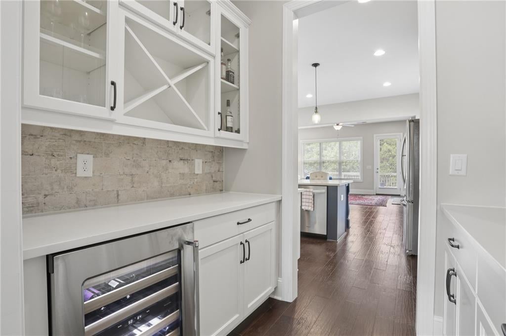895 Samples Lane NW