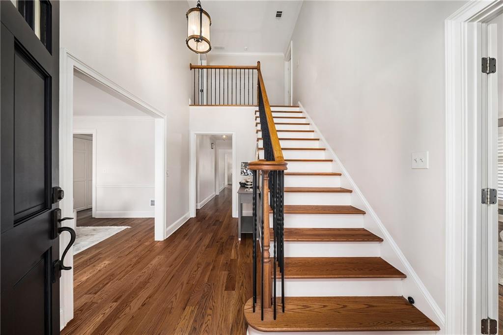 1827 Hermitage Place