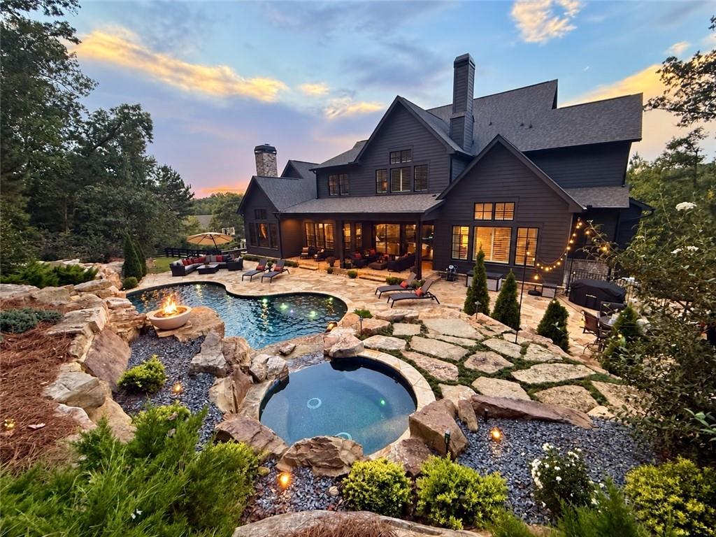 765 Foxhollow Run