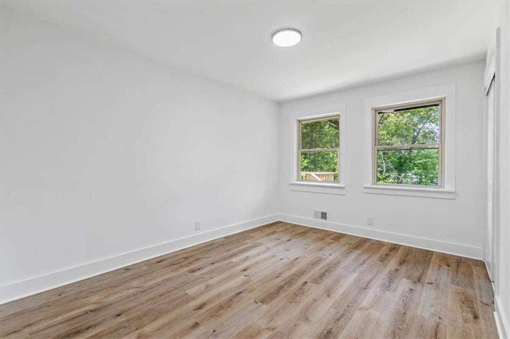 EASTMAN PARK - Residential