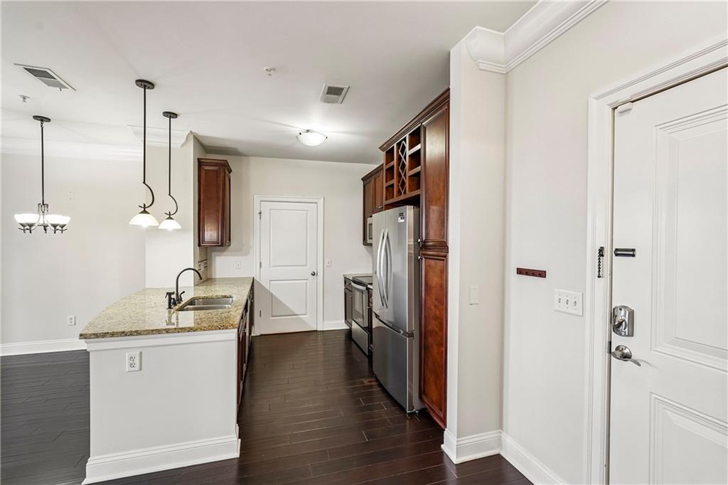 901 Abernathy Road NE 6230
