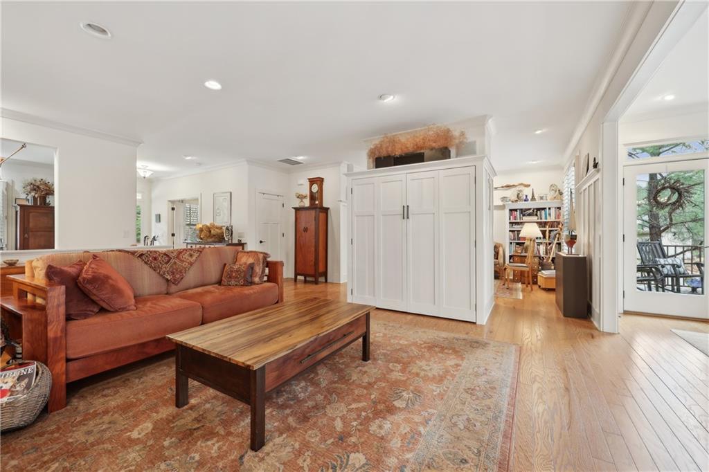 49 Buttonwood Place