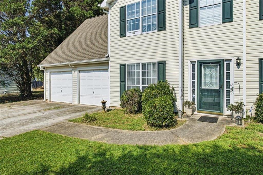 3805 Cumbrian Lane