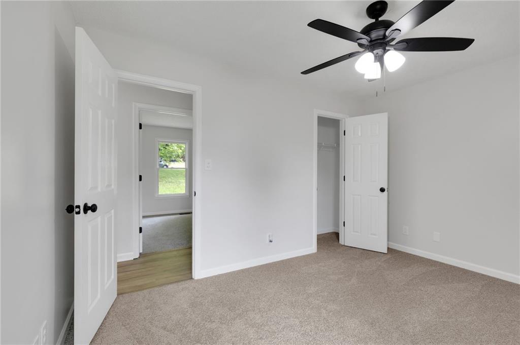 152 Glen Circle, Winder, Georgia image 12
