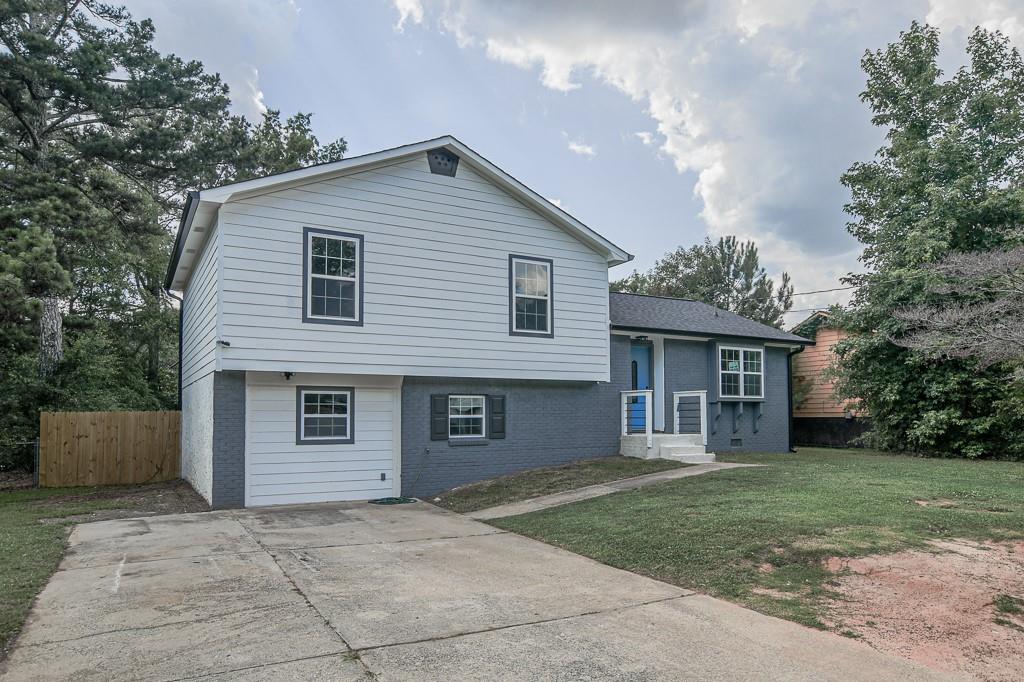 9301 Settlers Grove Road NE